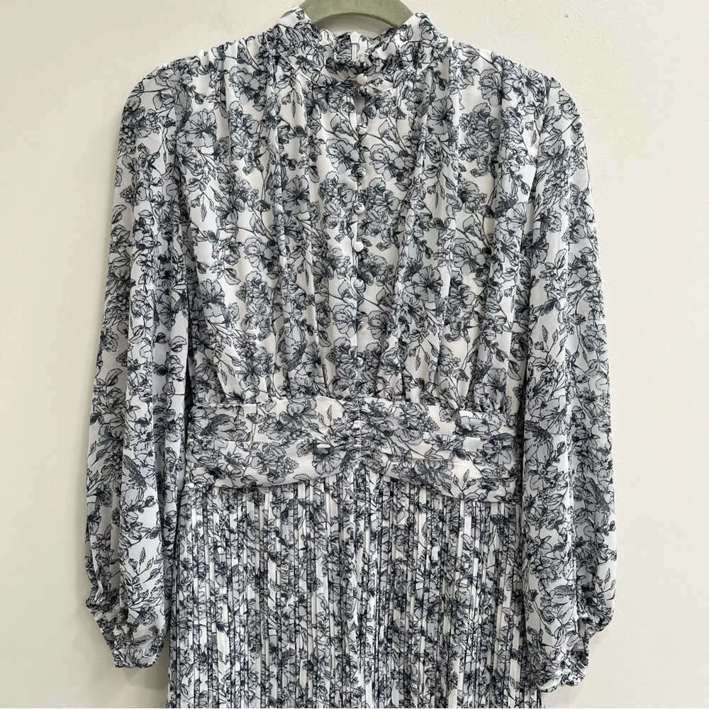 Ivy City Co Mini Brynley Floral Long Puff Sleeve Dress Blue White Girls 11/12